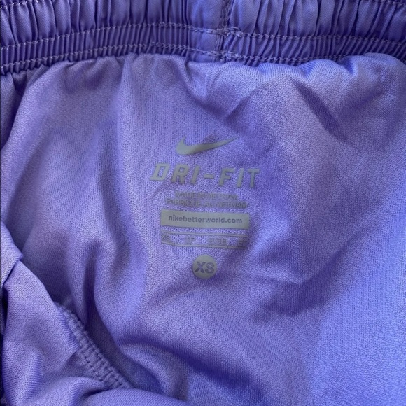 Nike Dri-FIT Shorts - Picture 3 of 3